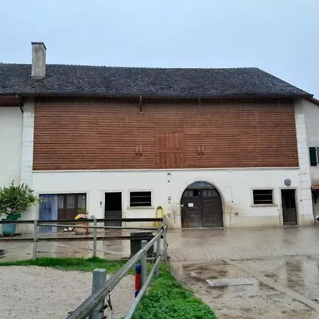 Im Bauerhof * Luins